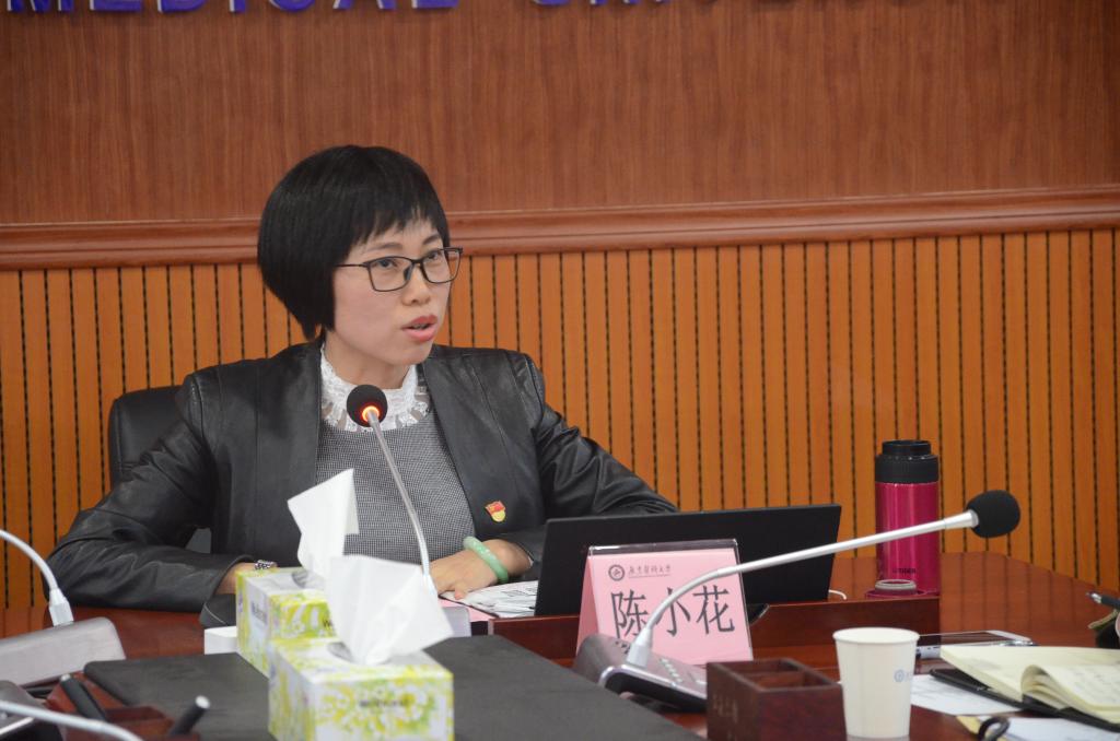 陈小花老师回顾了自己作为党代表参加十九大的所见所闻,分享了自身